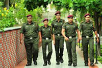 Aa Aiduguru Movie Photos
